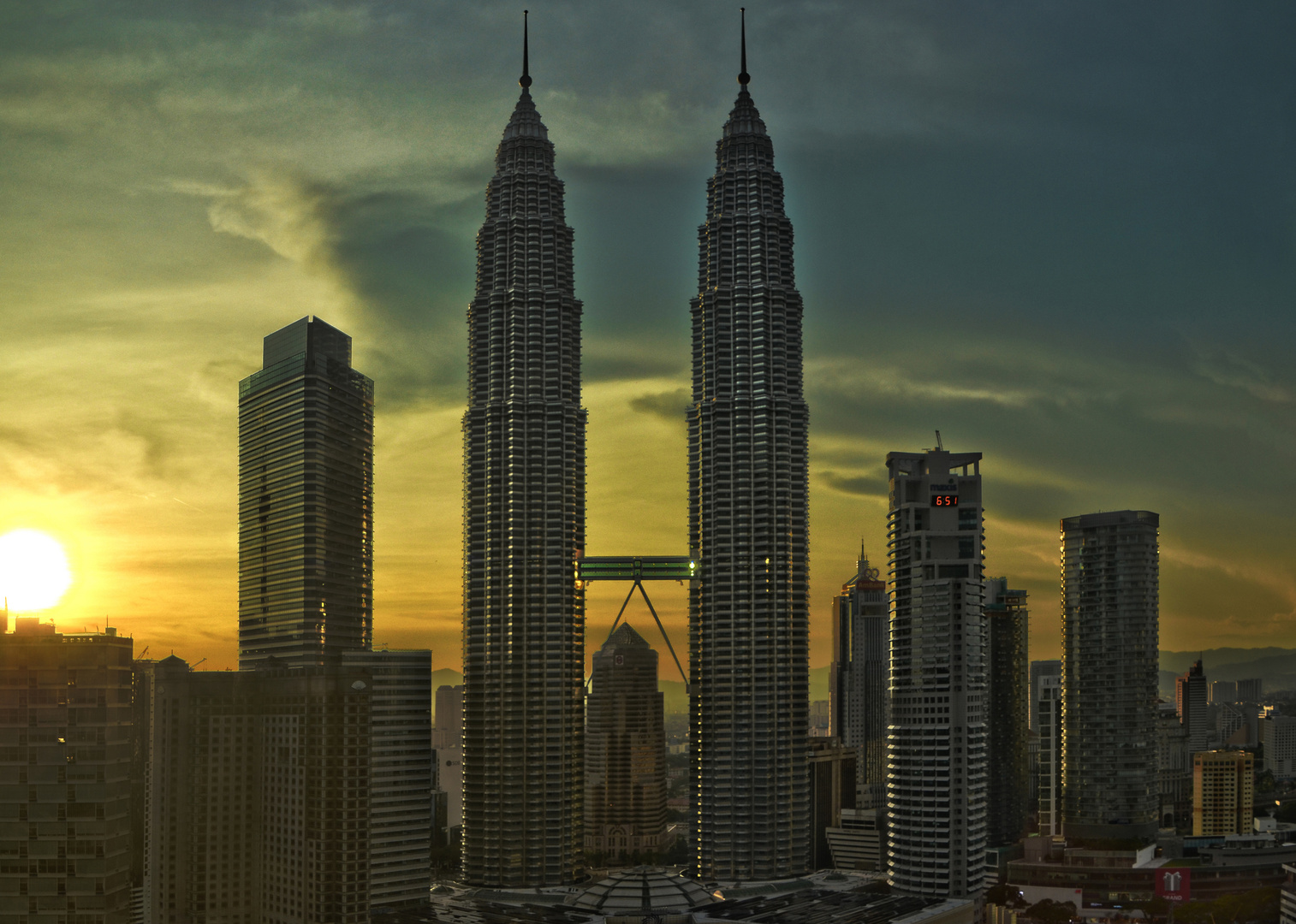 Petronas Towers HDR