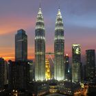 Petronas Towers zur richtigen Tageszeit