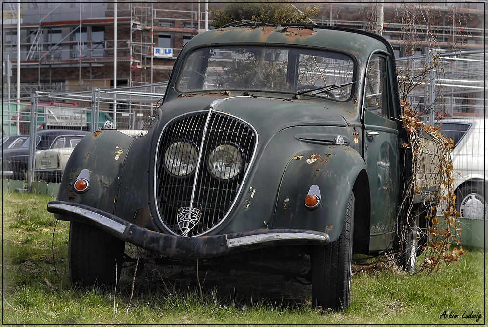 Peugeot 202 U