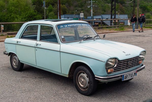 Peugeot 204 Limousine
