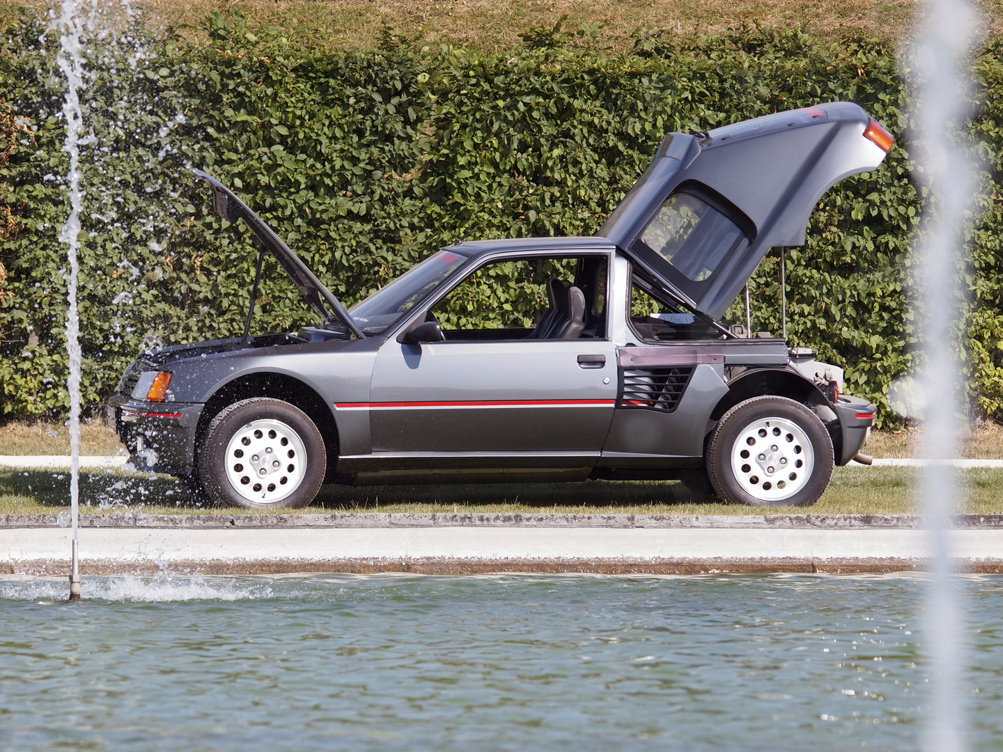 Peugeot 205 Turbo16