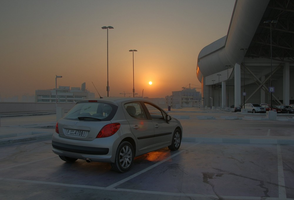 Peugeot 207 - Sonnenuntergang - Dubai - HDR