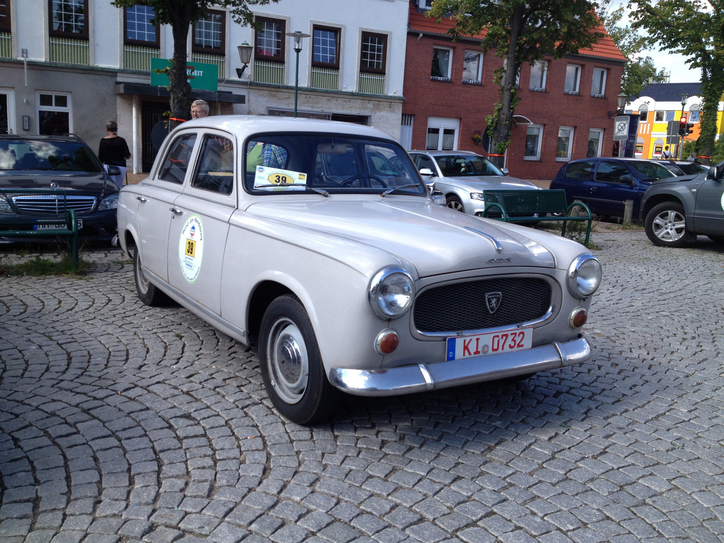 Peugeot 403 Baujahr 1960