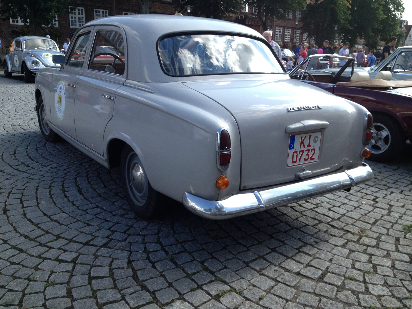 Peugeot 403 II