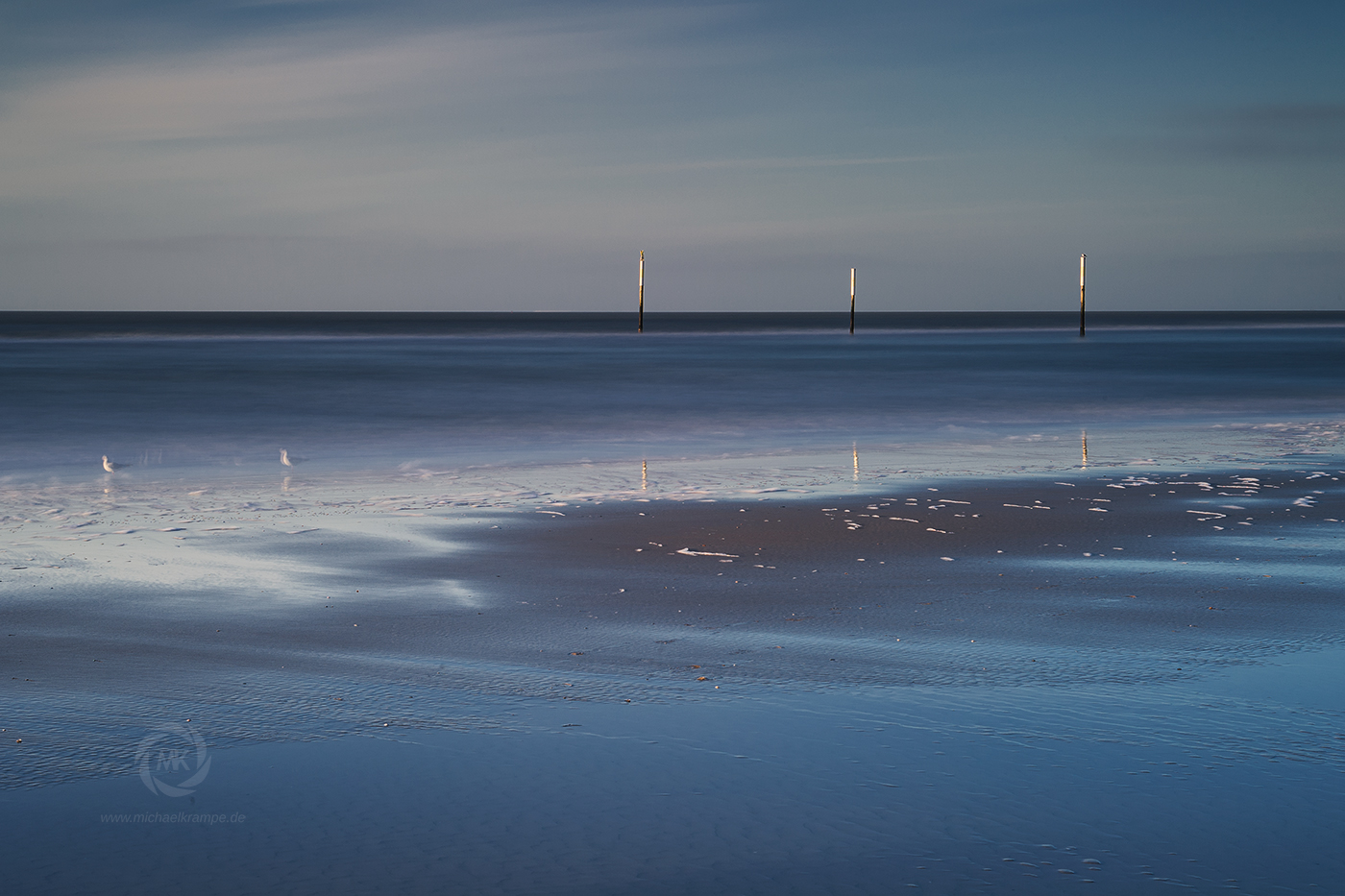 Pfähle im Meer