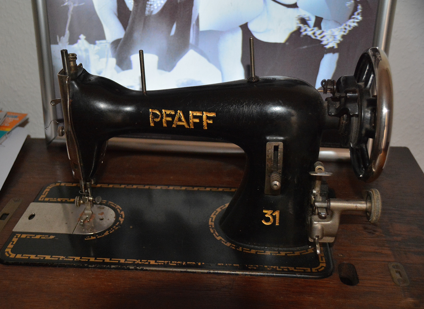 Pfaff 31 Nähmaschine Foto & Bild fotos, world, dokumentation Bilder auf