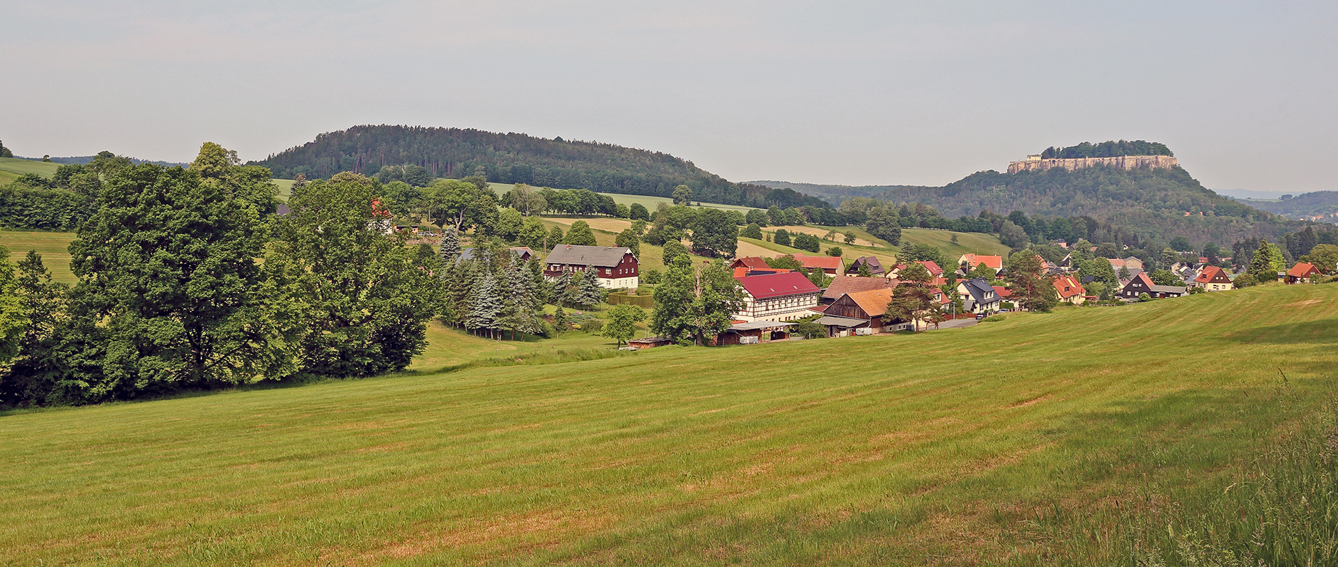 Pfaffendorf, der Quirl (Berg) und die Festung Königstein...