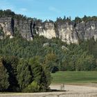 Pfaffenstein in maximaler Größe zur Betrachtung einzelner Felsgruppen...