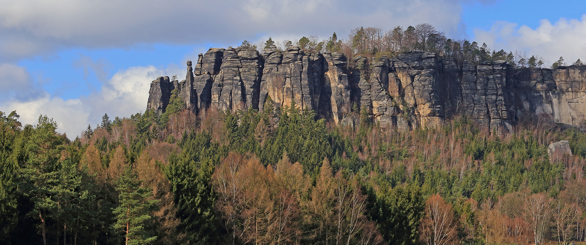 Pfaffensteinblick zur Barbarine in der Sächsischen Schweiz...