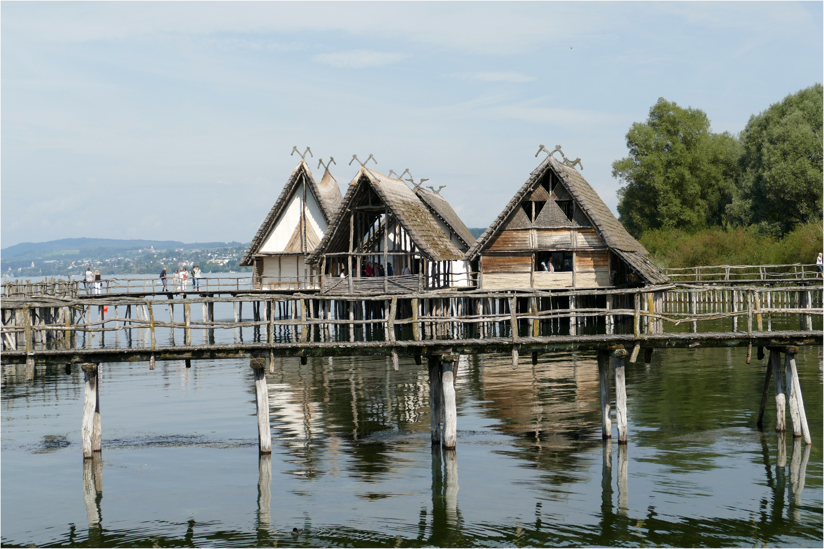 PFAHLBAUTEN IN UHRDINGEN-BODENSEE