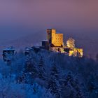 Pfalz - blaue Stunde, Schnee und Burg