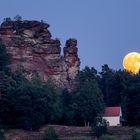 Pfalz - Julivollmond am Hochstein