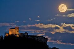 Pfalz - Lenzmond am Trifels