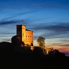 Pfalz - sommerliches Tagesende an der Burg Trifels