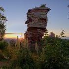 Pfalz - Sonnenuntergang an der Burg Anebos und Trifels