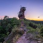 Pfalz - Spätsommerabend auf dem Felsen