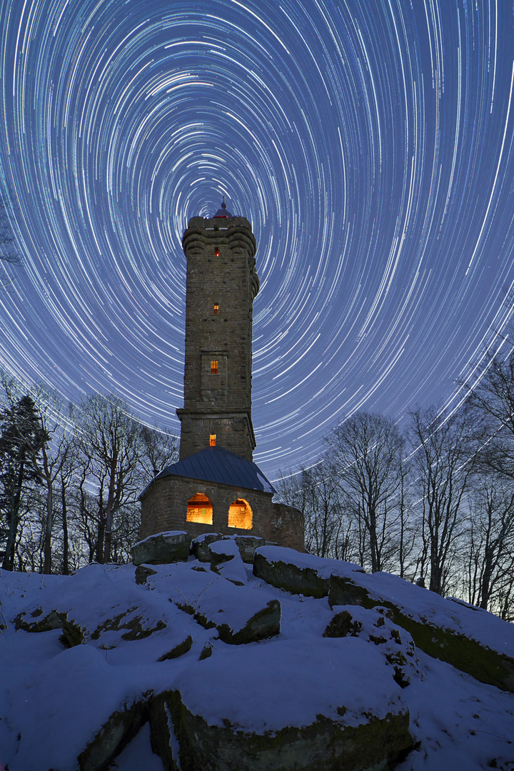 Pfalz - Startrail am winterlichen Luitpoldturm