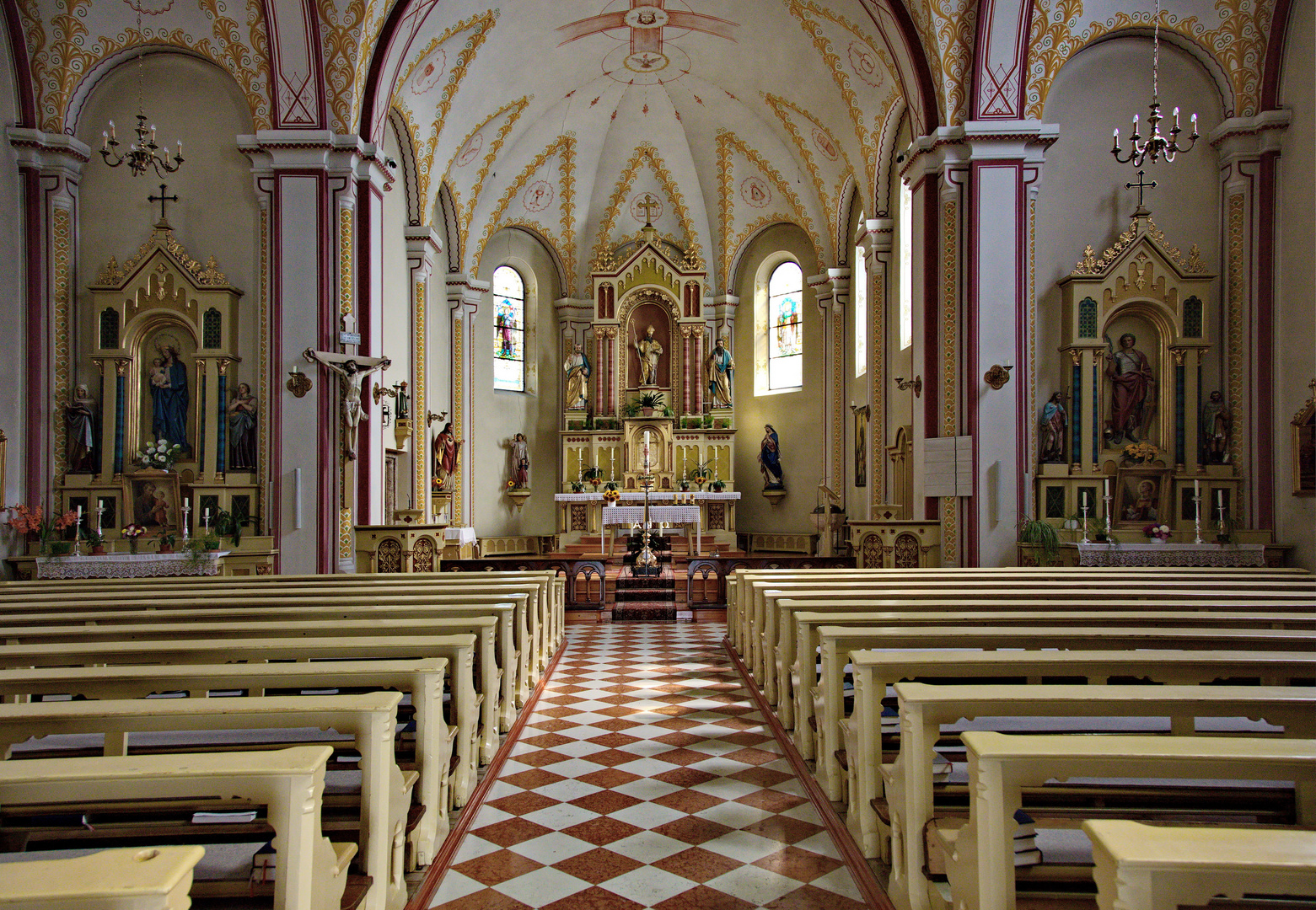 Pfarrkirche in Stilfs - Ortlergebiet - Südtirol