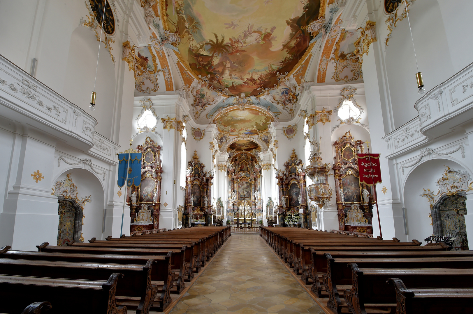 Pfarrkirche Mariä Himmelfahrt Kloster Roggenburg Innenraum