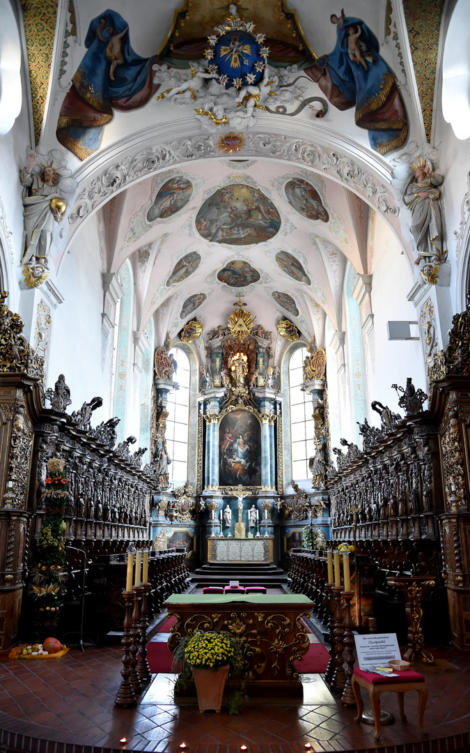 Pfarrkirche St. Magnus, Blick zum Altar