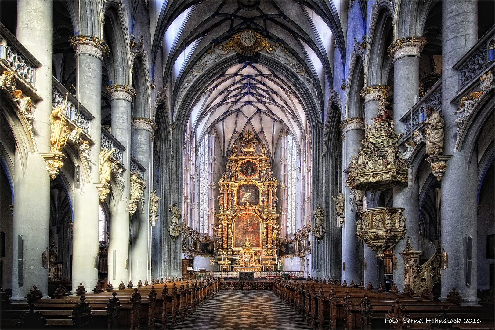 Pfarrkirche St. Mariä Himmelfahrt Köln .....