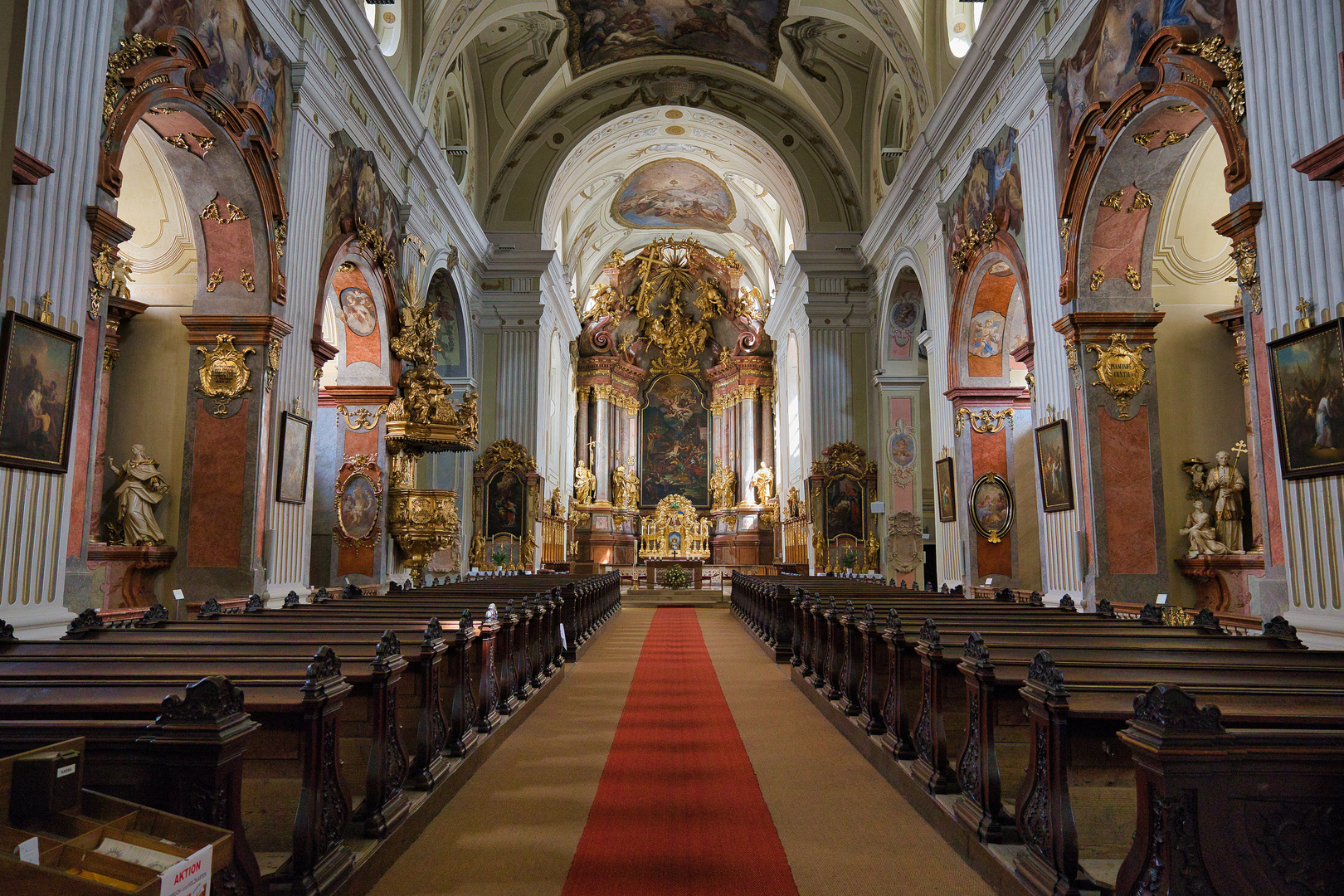 Pfarrkirche St. Veit - Innenansicht