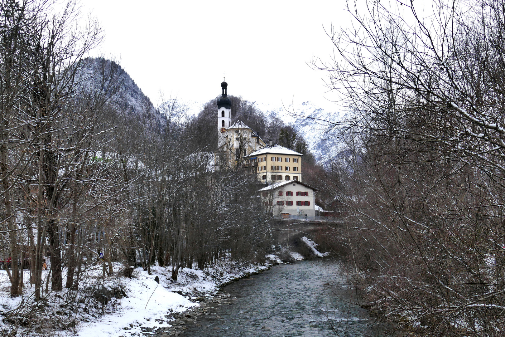 ...Pfarrkirche Tschagguns...