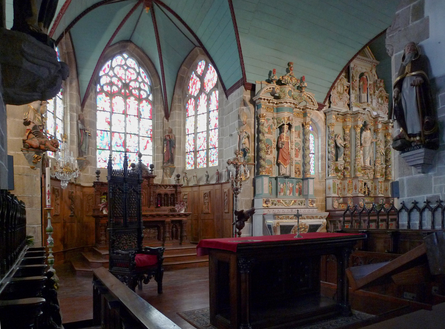 Pfarrkirche von Lampaul - Guimiliau / Bretagne