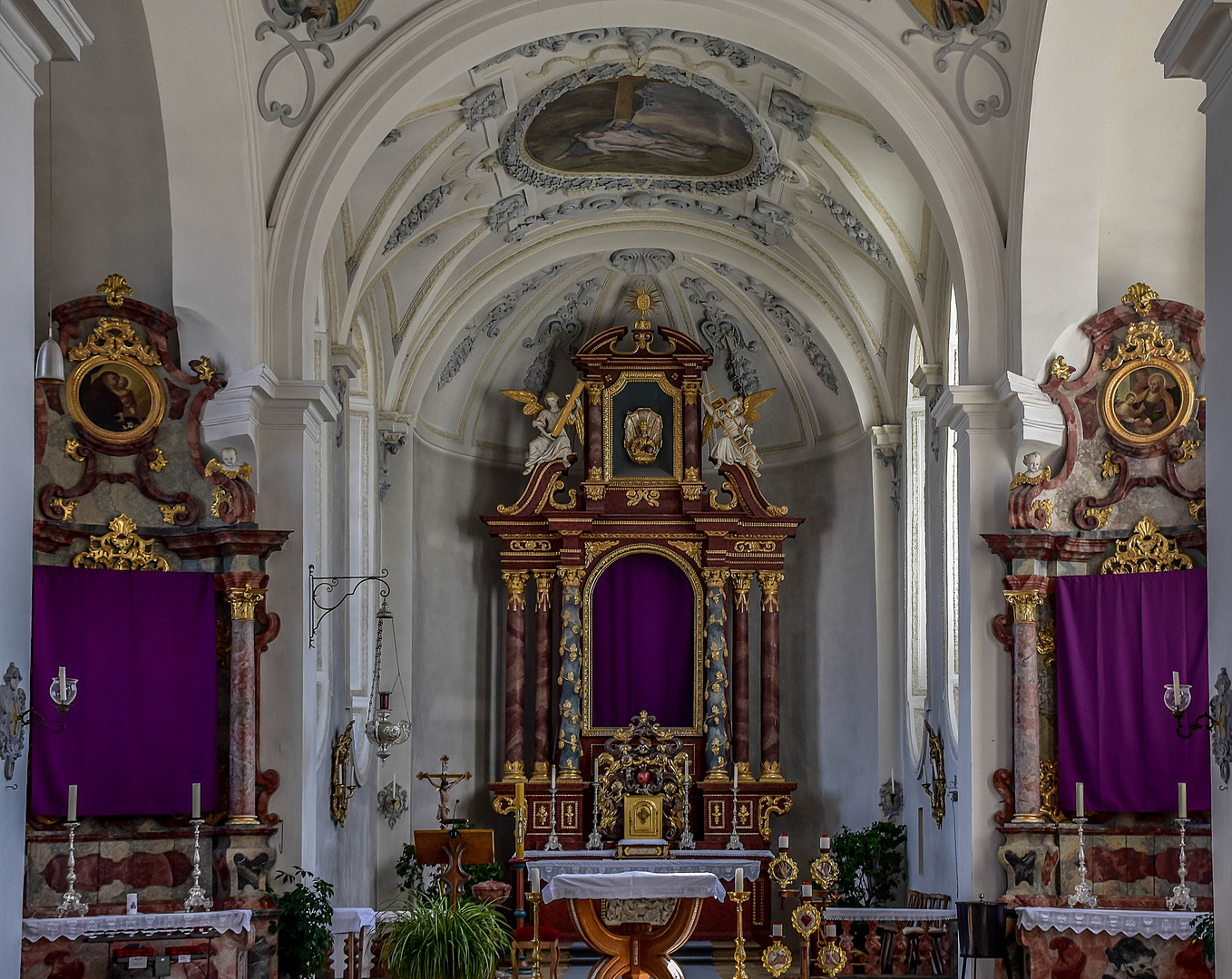 Pfarrkirche " Zu den hl. fünf Wunden " Rieden am Forggensee / Ostallgäu (1)