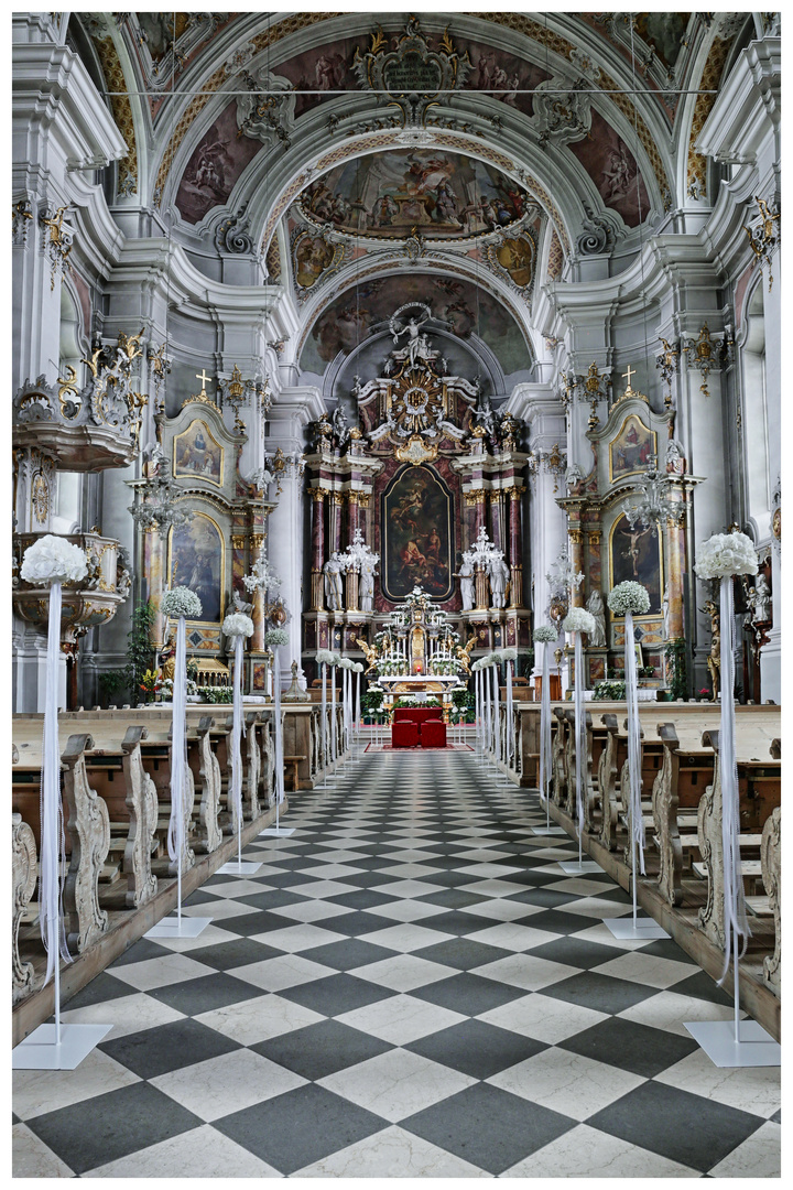 Pfarrkirche zum Heiligen Johannes dem Täufer in Toblach - Südtirol