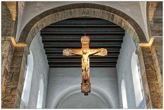 Pfarrkirche zum Heiligen Kreuz - Hi " Blick zum Kreuz Christi, in einem ganz besonderem Licht.."