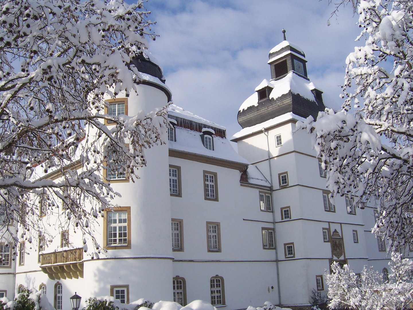 Pfedelbacher Schloß im Schnee