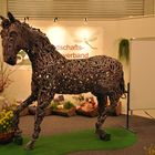 Pferdeskulptur aus Hufeisen