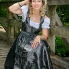 pfingstdirndl