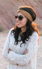 P_Frau Portrait Fels c75d-0232-col_nbdez24