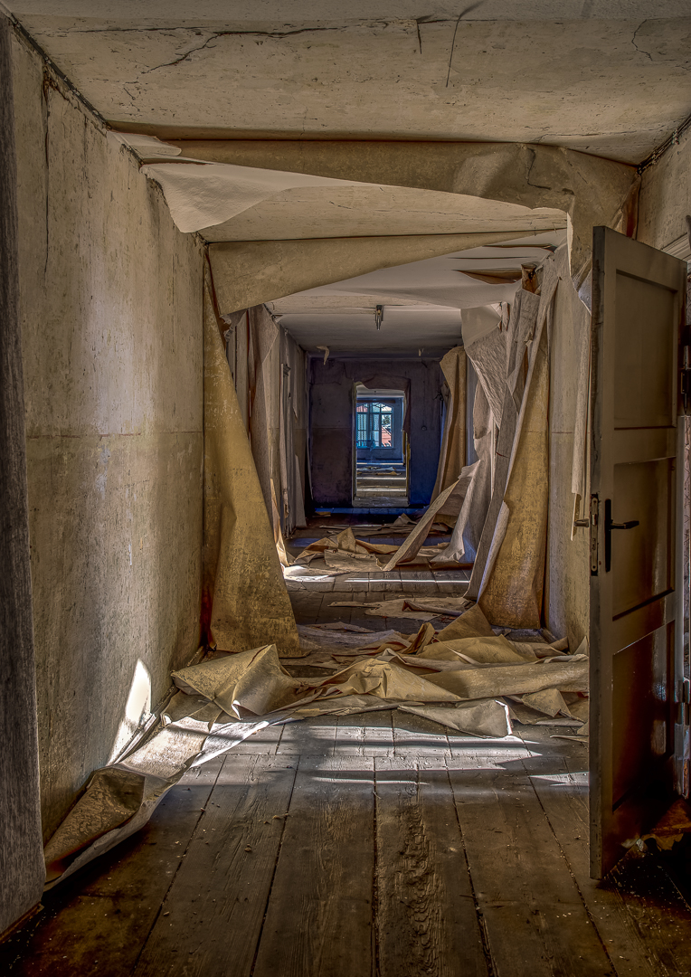 Pfusch am Bau Foto &amp; Bild architektur, marodes, lost places Bilder