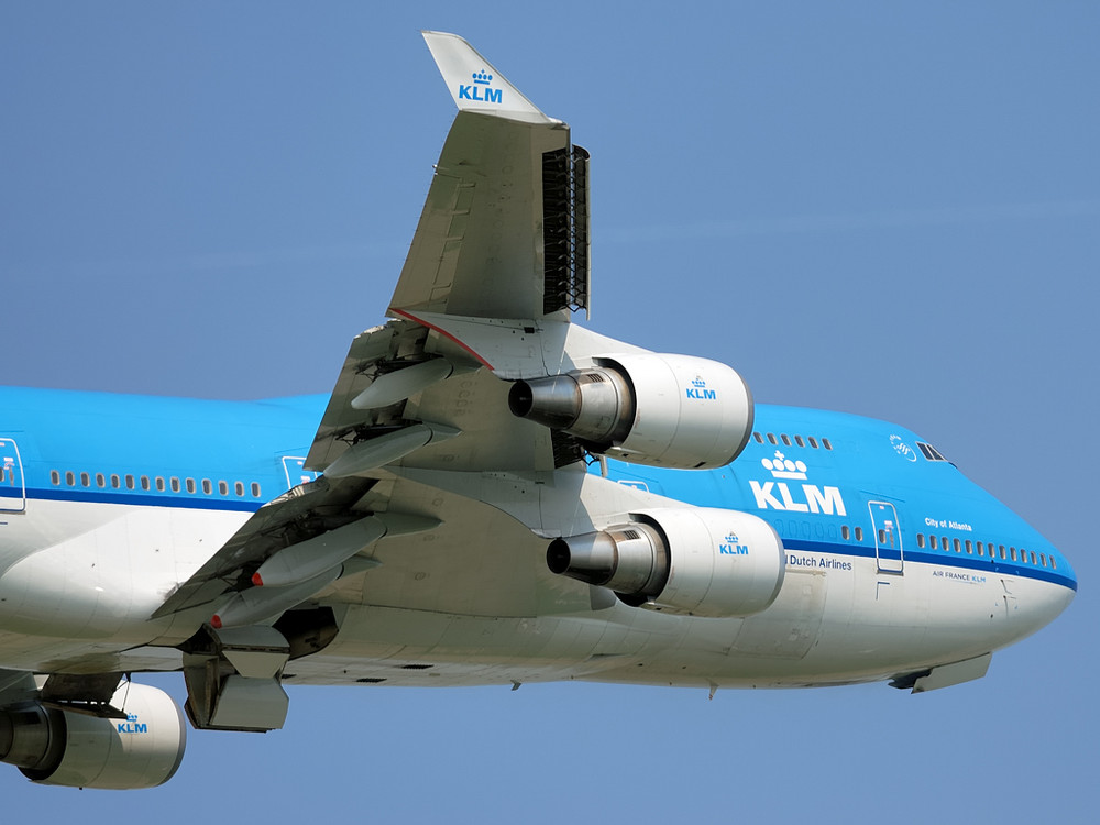 PH-BFA ("City of Atlanta") beim Abflug von der 18C (AMS, 22.05.2008)