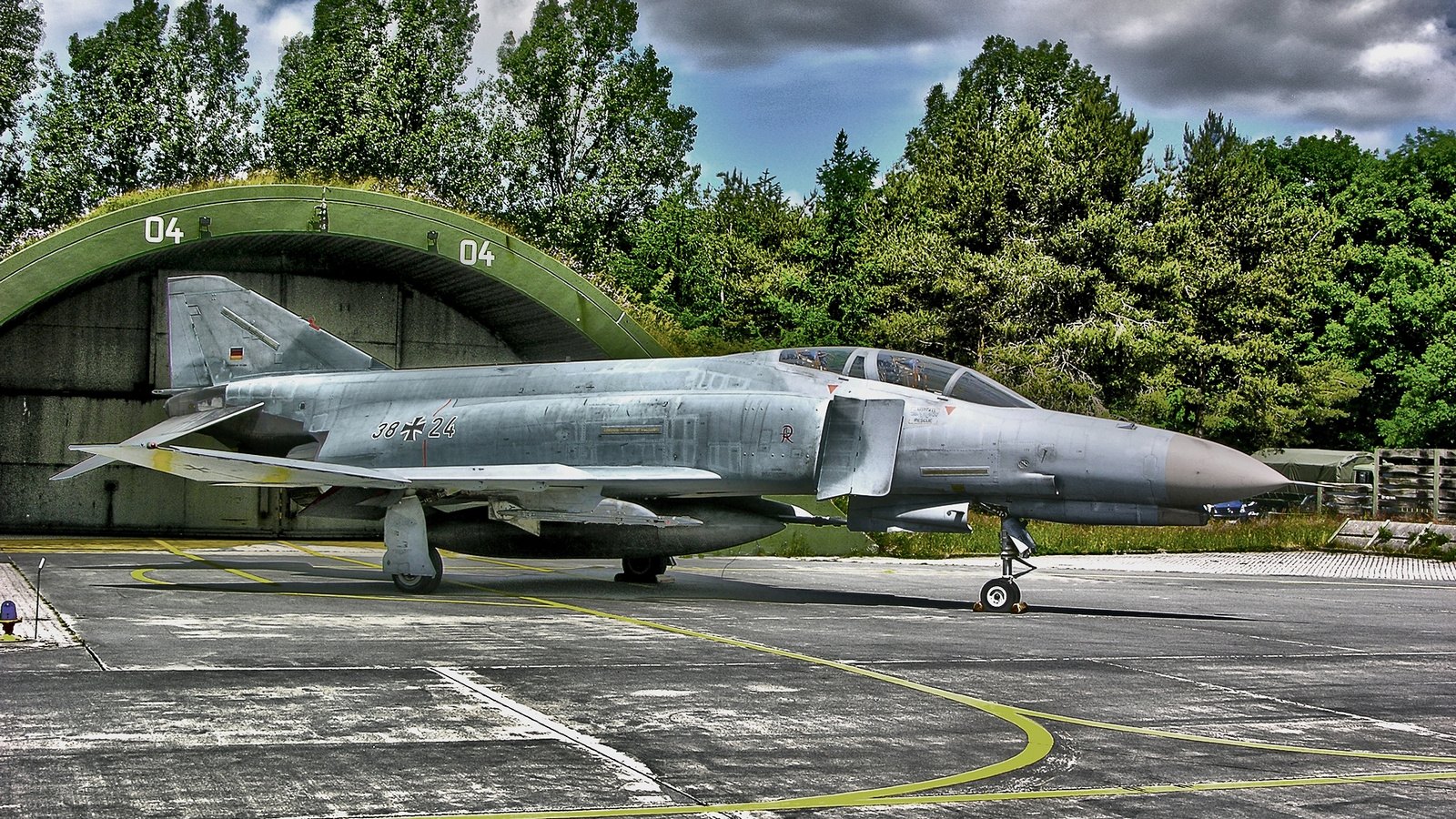 Phantom F-4F, 38+24