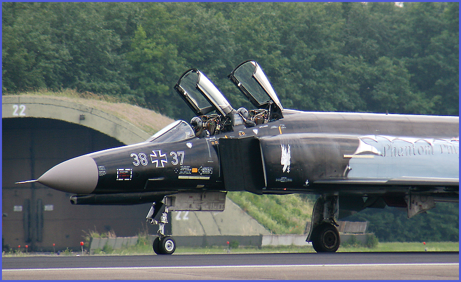 Phantom  F4F