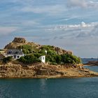 Phare de l'ile Louet et le chateau du Taureau à Carantec