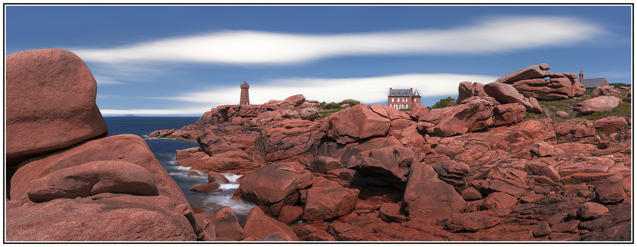 Phare de Ploumanac`h, Cote de Granit rose - Panorama