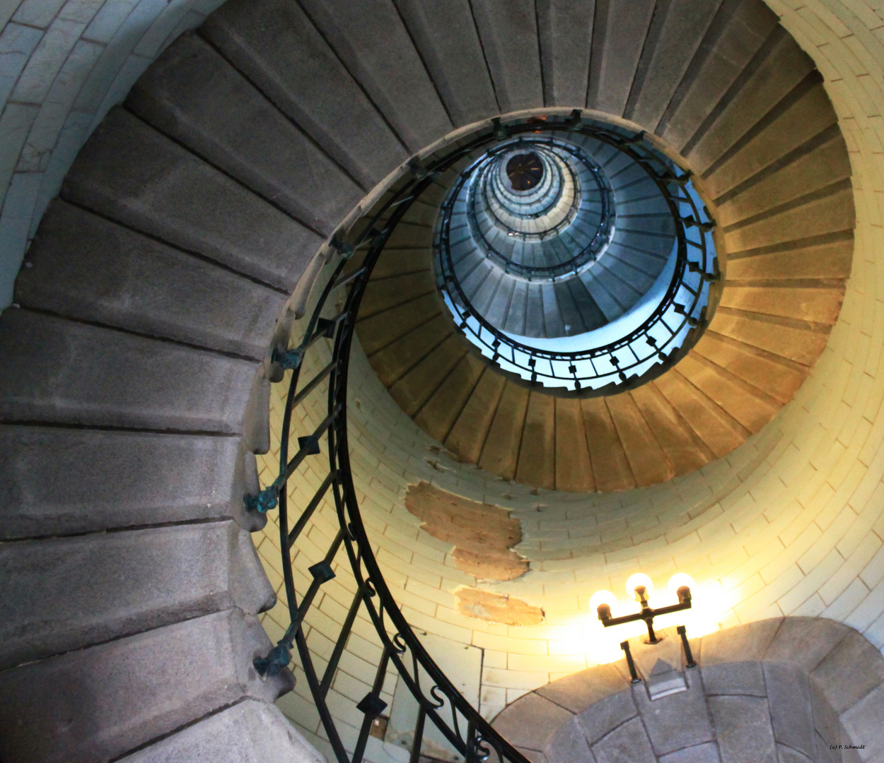 Phare d'Eckmuhl : l'escalier