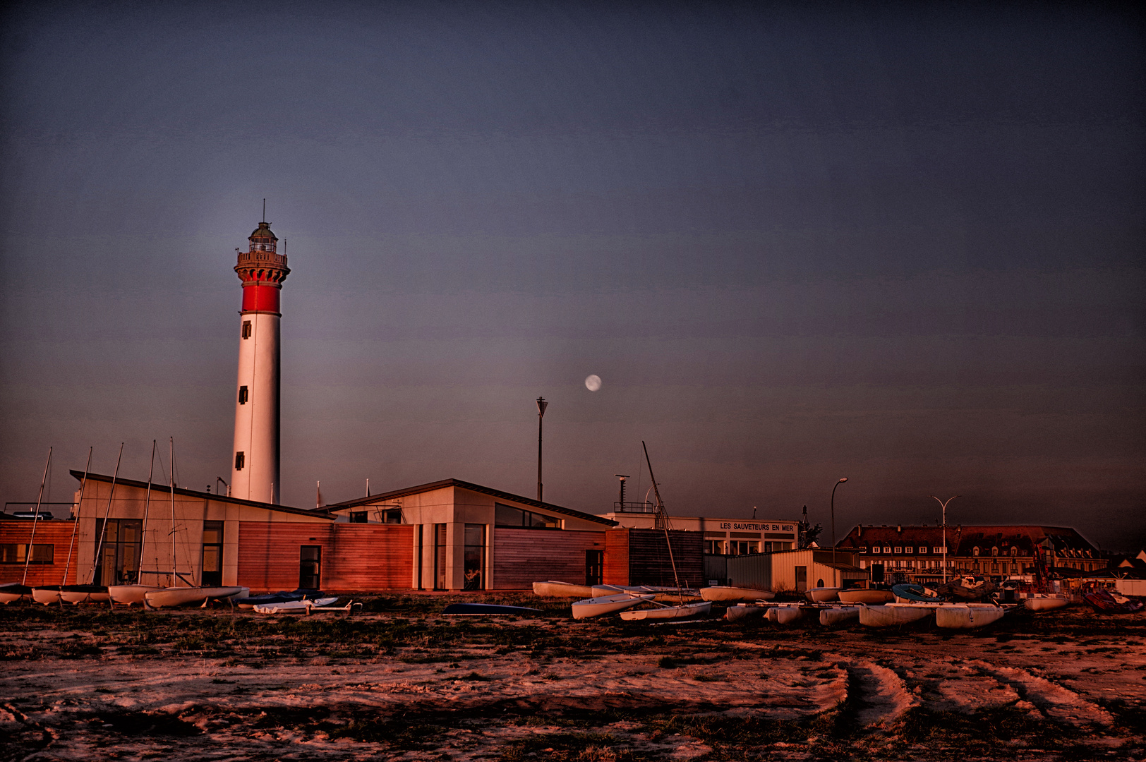 phare oustreham