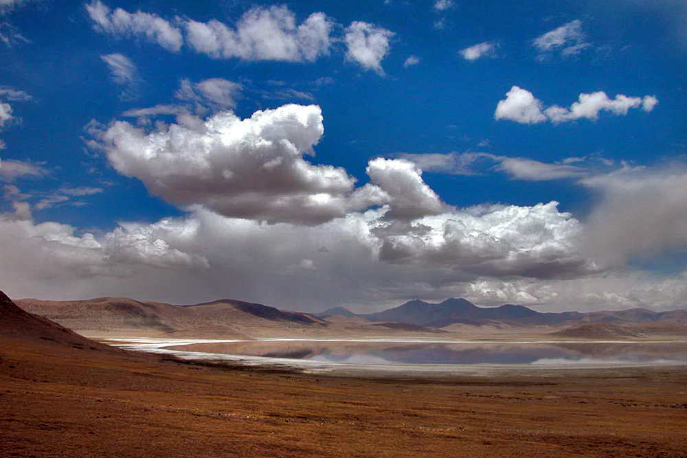 Pheku Tso (lake) on the way to the Nepalese border