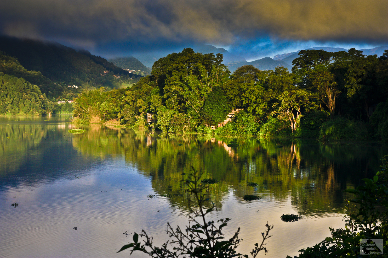 Phewa Lake bei Pokhara