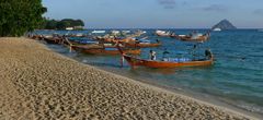 ...phi phi island...2