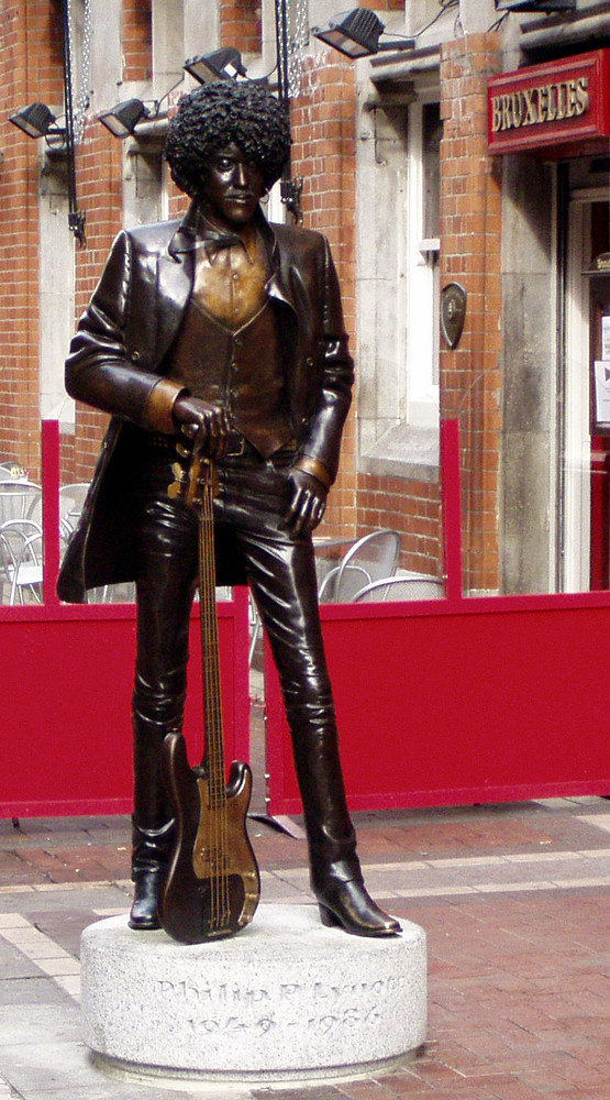 Phil Lynott (* 20.08.1949 † 04.01.1986)