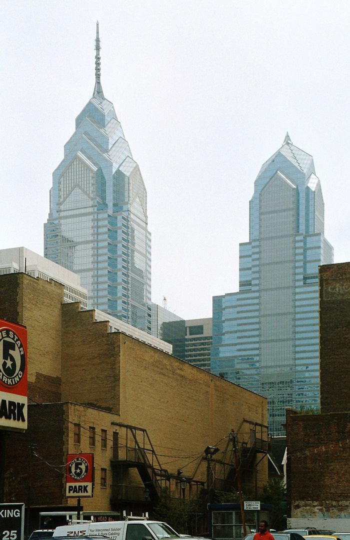 Philadelphia: Liberty Place Complex ...
