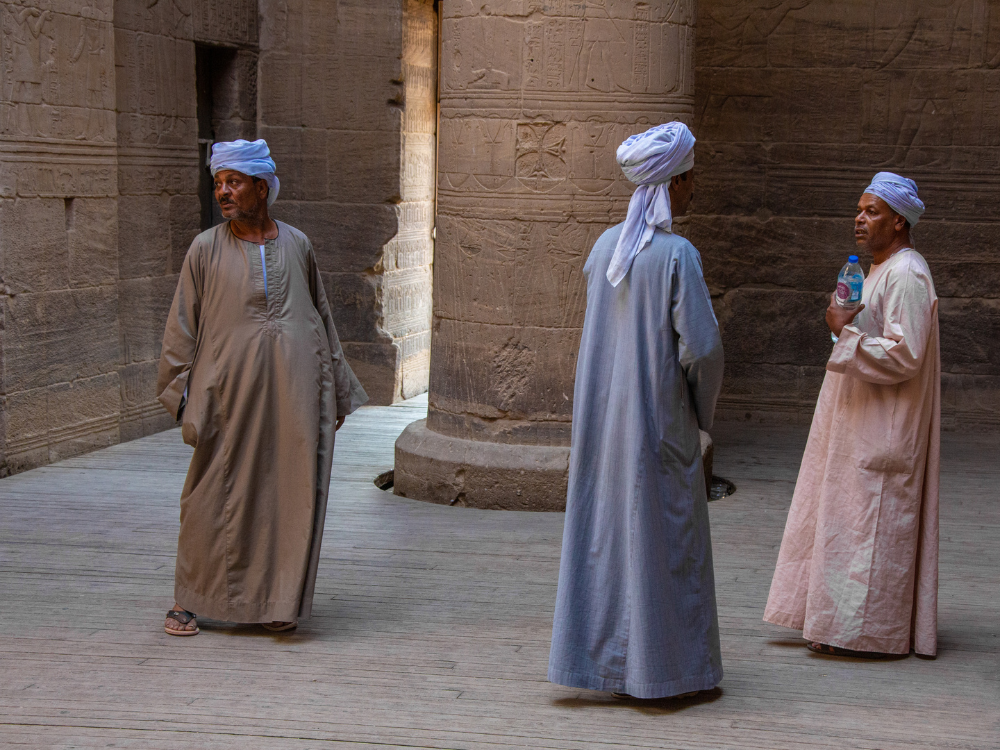 Philae, les gardiens du temple.