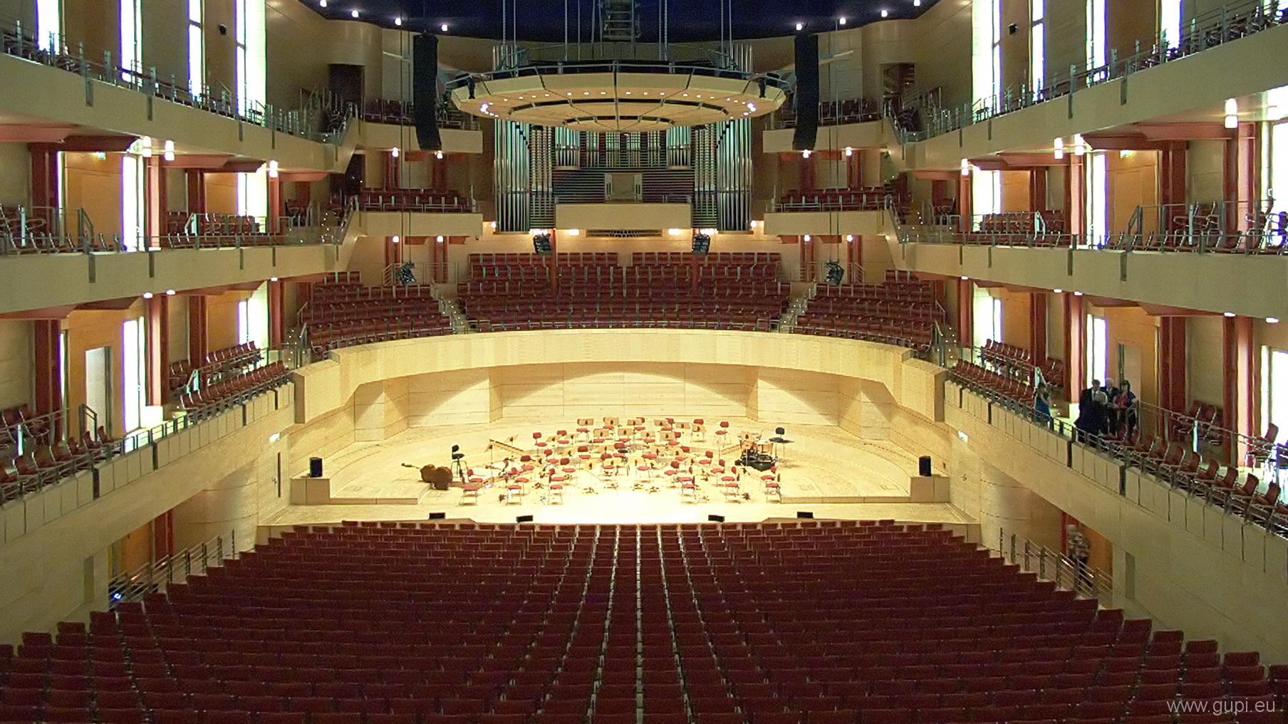 Philharmonie Essen - "Reihenweise Glücksgefühle"